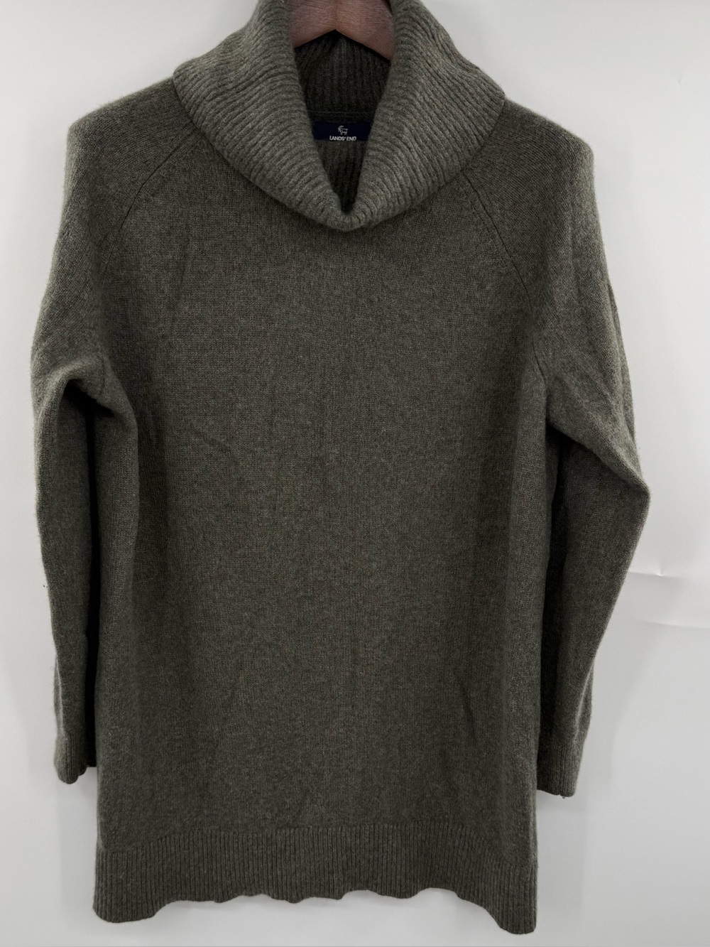 Lands’ End 100% Cashmere Cowl Neck Tunic Sweater Women’s Size. Large Olive Green